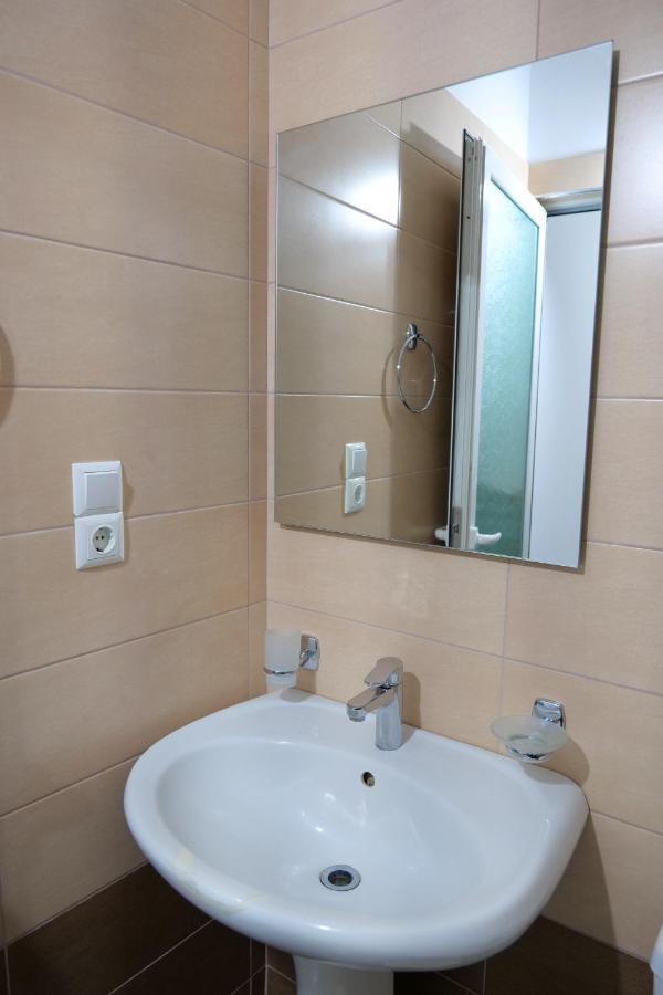 Villa Allkushi Sarandë Esterno foto