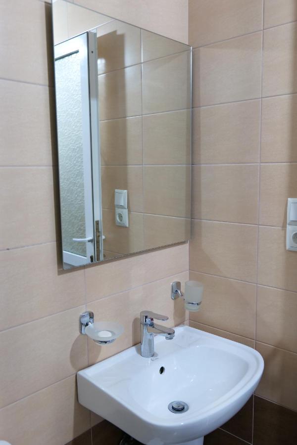 Villa Allkushi Sarandë Esterno foto