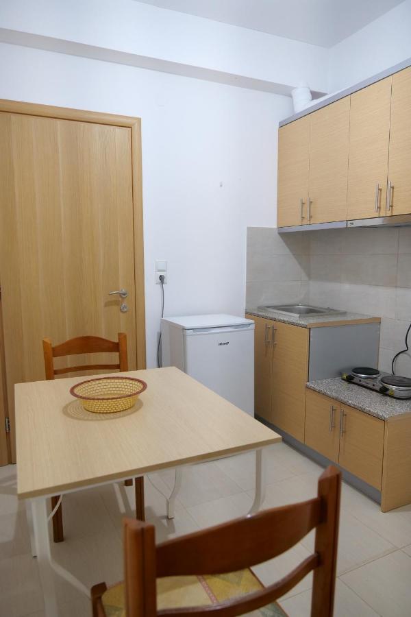 Villa Allkushi Sarandë Esterno foto