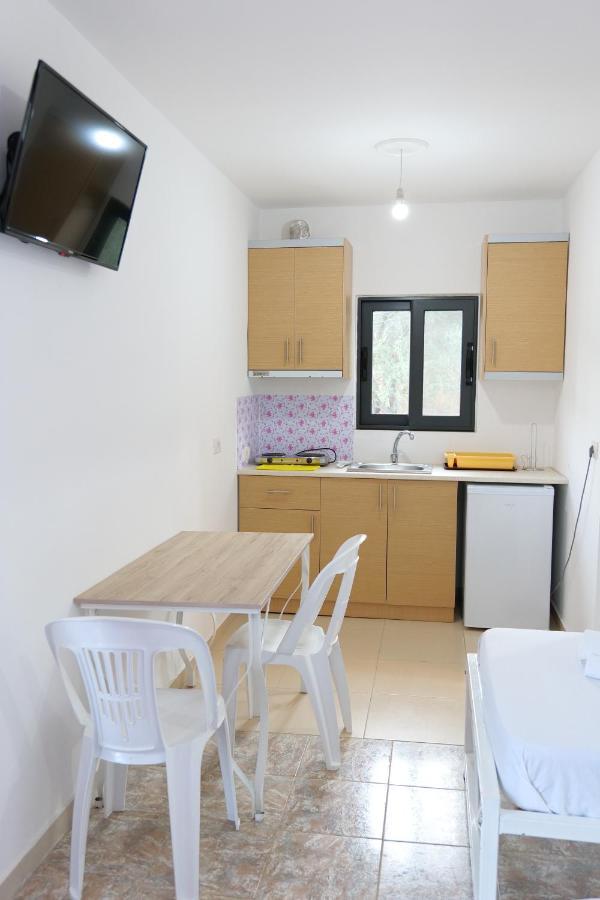 Villa Allkushi Sarandë Esterno foto